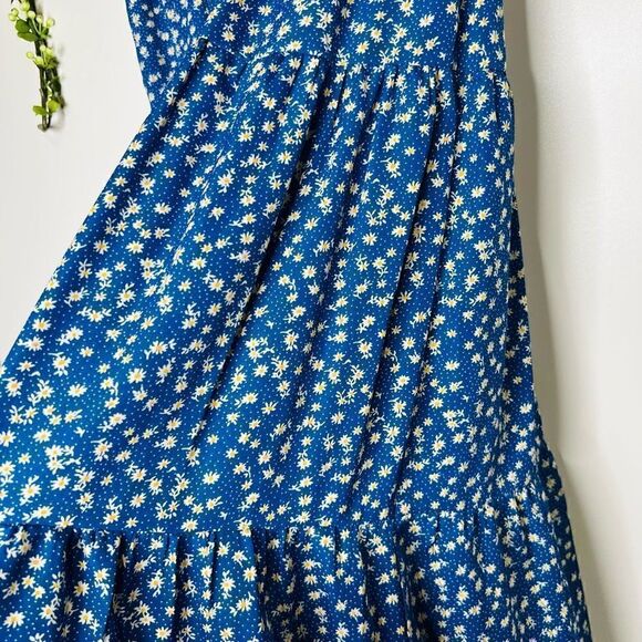 ExLura Blue Daisy Smocked Top and MIDI Skirt Set Flowers Off Shoulder Square NWT - Picture 5 of 16